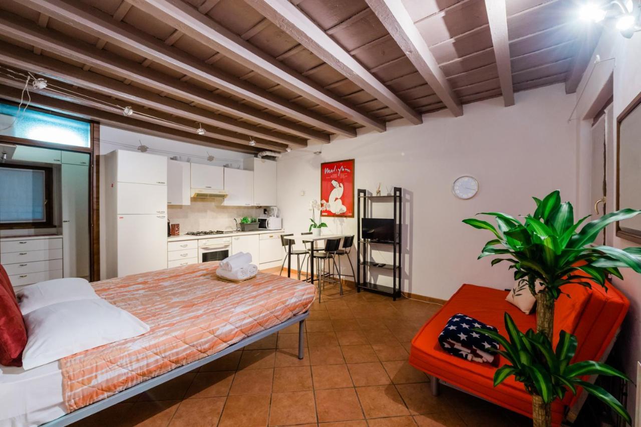 Old Town Square Apartment Bergamo Exterior photo