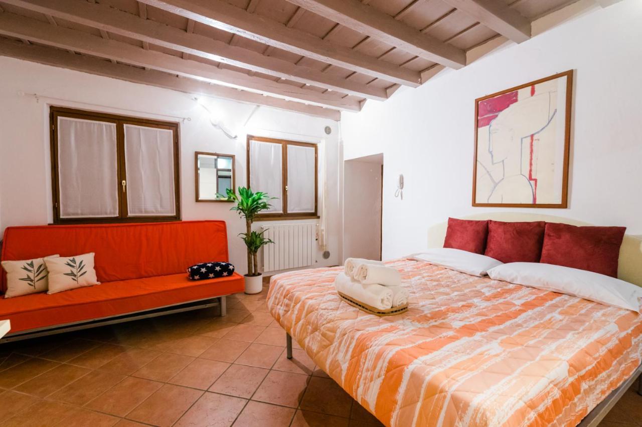 Old Town Square Apartment Bergamo Exterior photo